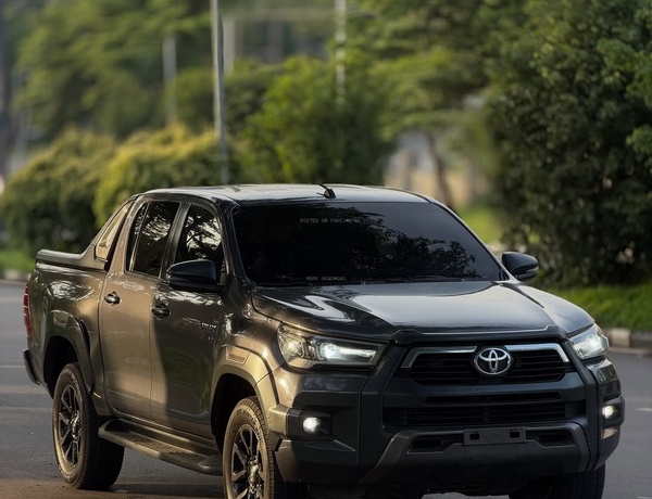 Foreign Used Toyota Hilux 2022– Super Clean & Rugged Pickup