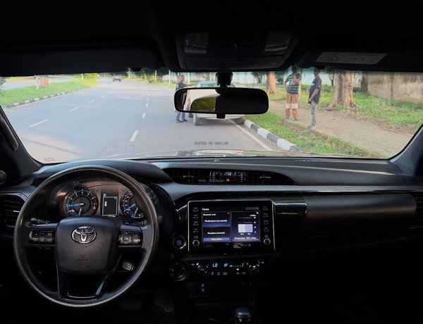 Foreign Used Toyota Hilux 2022– Super Clean & Rugged Pickup