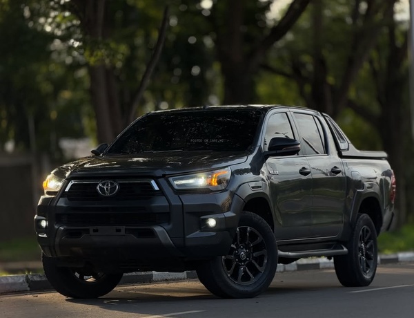 Foreign Used Toyota Hilux 2022– Super Clean & Rugged Pickup
