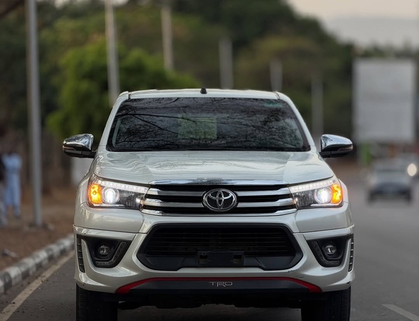 Foreign Used Toyota Hilux 2020 for Sale In Abuja