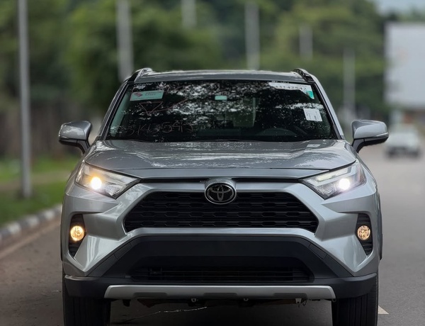 FOREIGN USED 2024 TOYOTA RAV4 FOR SALE