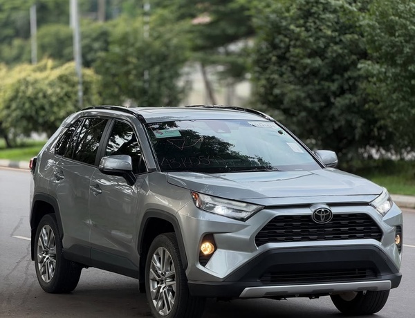 FOREIGN USED 2024 TOYOTA RAV4 FOR SALE