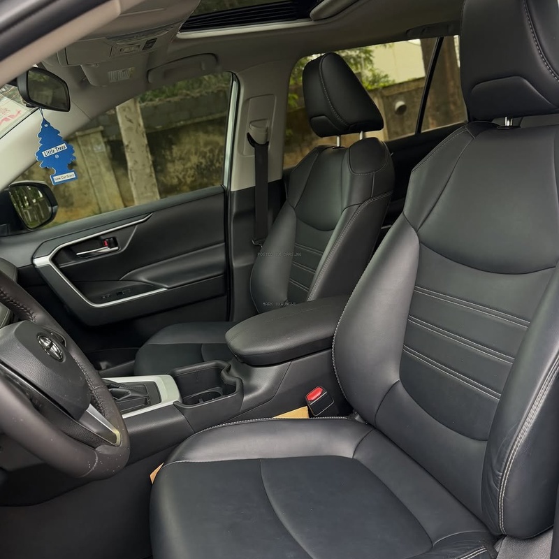 FOREIGN USED 2024 TOYOTA RAV4 FOR SALE image