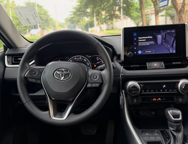 FOREIGN USED 2024 TOYOTA RAV4 FOR SALE