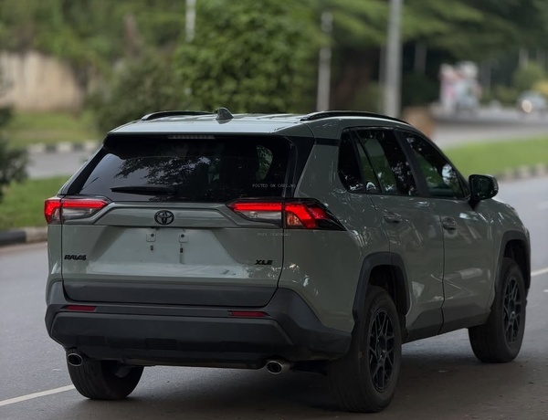 FOREIGN USED 2024 TOYOTA RAV4 FOR SALE