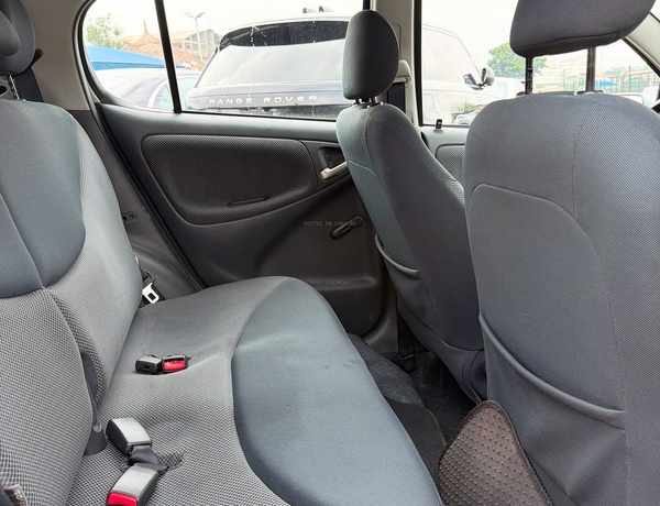 TOYOTA YARIS 2004 FOR SALE 