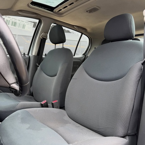TOYOTA YARIS 2004 FOR SALE 