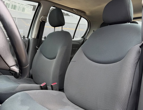 TOYOTA YARIS 2004 FOR SALE 