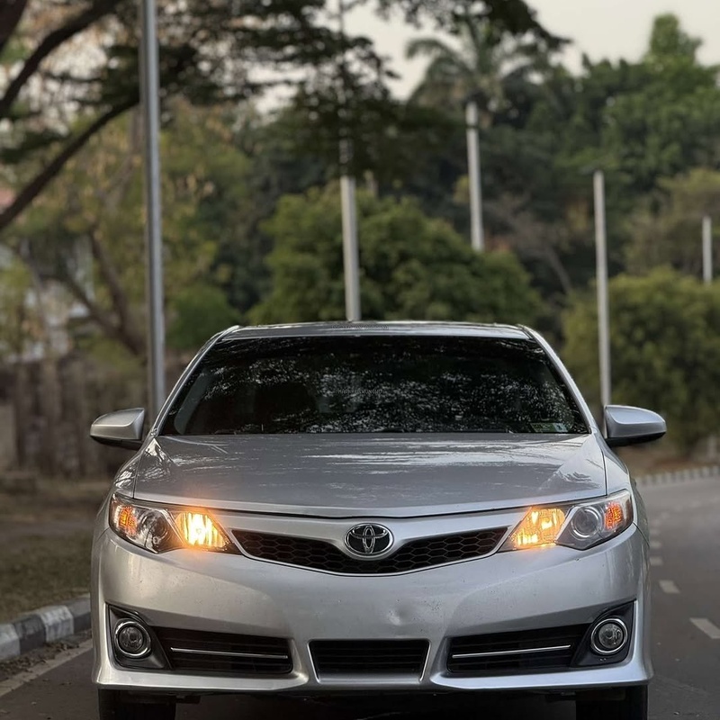 Foreign used Toyota Camry SE 2012 model for Sale In Abuja image