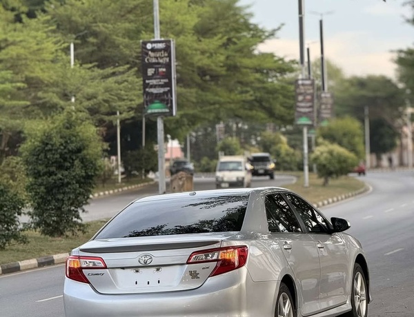 Foreign used Toyota Camry SE 2012 model for Sale In Abuja