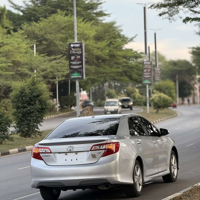 Foreign used Toyota Camry SE 2012 model for Sale In Abuja image