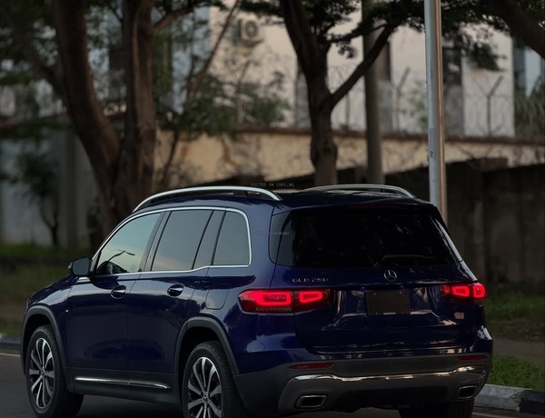 Mercedes-Benz GLB250 (2021) – Foreign Used In Abuja