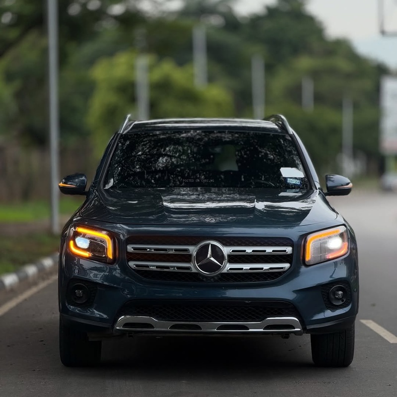 2022 MERCEDES-BENZ GLB250 – FOREIGN USED | LUXURY COMPACT SUV  image