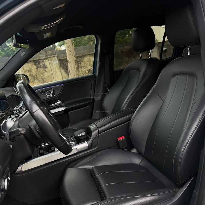 2022 MERCEDES-BENZ GLB250 – FOREIGN USED | LUXURY COMPACT SUV  image