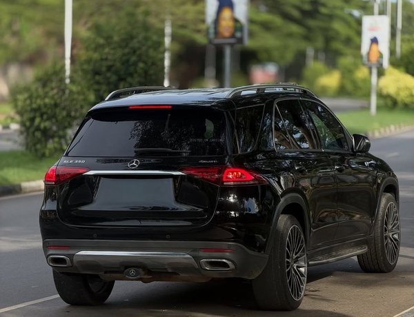 2019 MERCEDES-BENZ GLB350 – FOREIGN USED | LOW MILEAGE LUXURY SUV 
