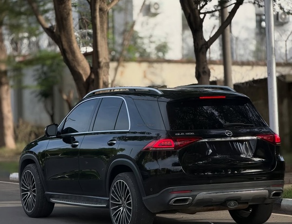 2019 MERCEDES-BENZ GLB350 – FOREIGN USED | LOW MILEAGE LUXURY SUV 