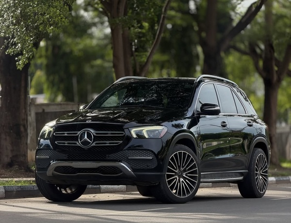 2019 MERCEDES-BENZ GLB350 – FOREIGN USED | LOW MILEAGE LUXURY SUV 
