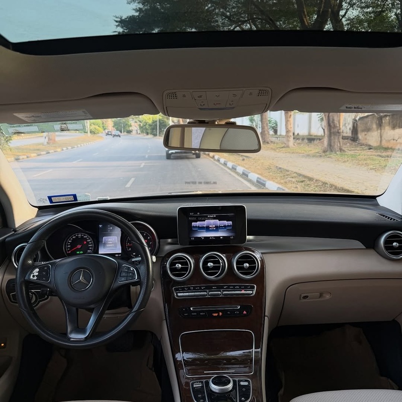 Foreign Used Mercedes Benz GLC300 2017  for Sale Abuja image