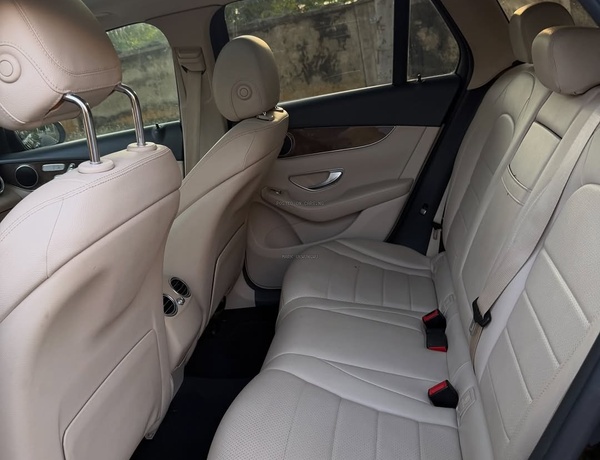 Foreign Used Mercedes Benz GLC300 2017  for Sale Abuja