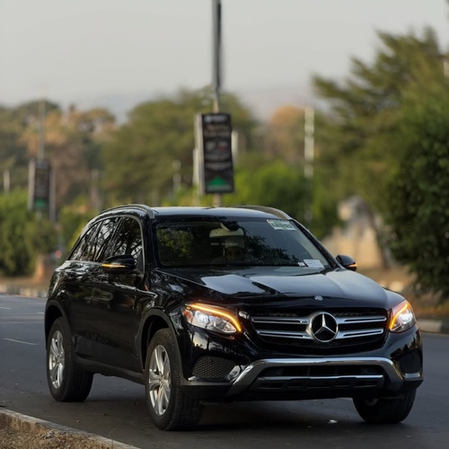 Foreign Used Mercedes Benz GLC300 2017  for Sale Abuja
