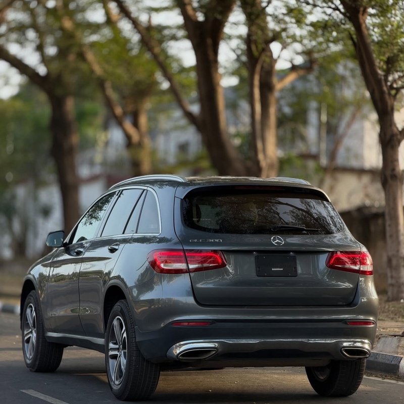 Foreign Used Mercedes Benz GLC300 2017 for Sale In Abuja image