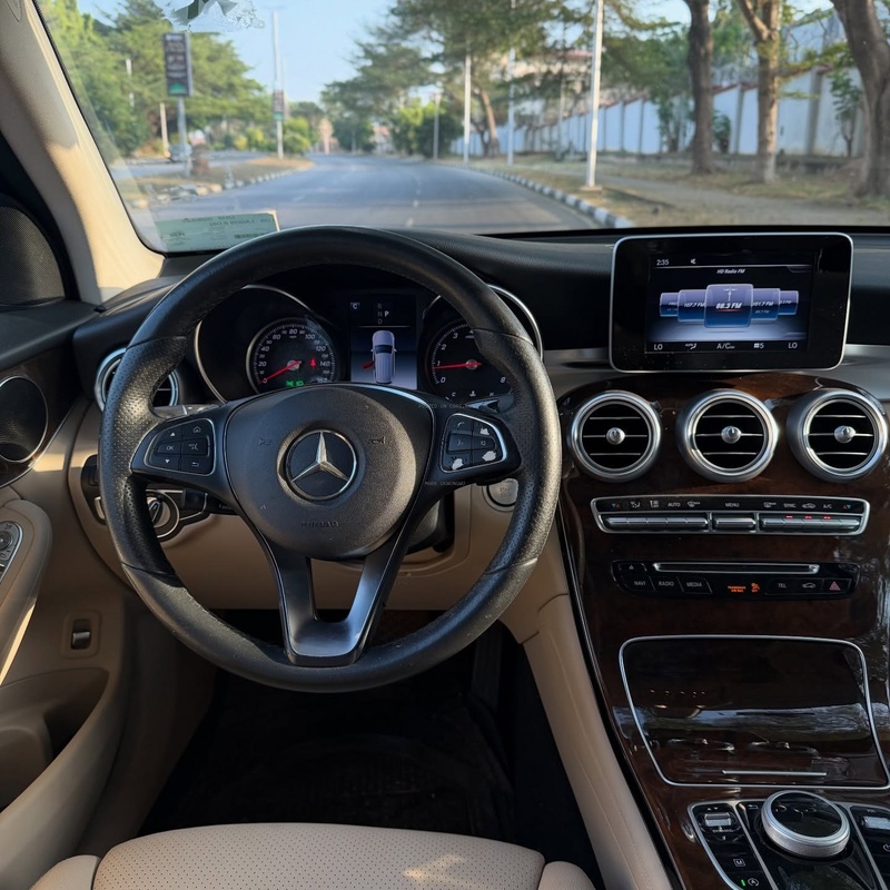 Foreign Used Mercedes Benz GLC300 2017 for Sale In Abuja image