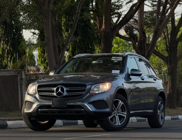 Foreign Used Mercedes Benz GLC300 2017 for Sale In Abuja