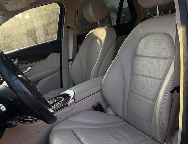 Foreign Used Mercedes Benz GLC300 2017 for Sale In Abuja
