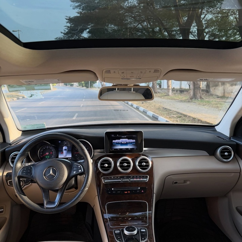Foreign Used Mercedes Benz GLC300 2017 for Sale In Abuja image