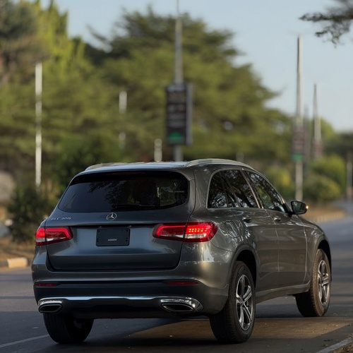 Foreign Used Mercedes Benz GLC300 2017 for Sale In Abuja
