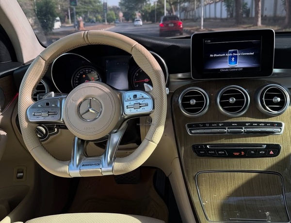 Mercedes Benz GLC300 2018 model Upgraded to 2022 for Sale In Abuja
