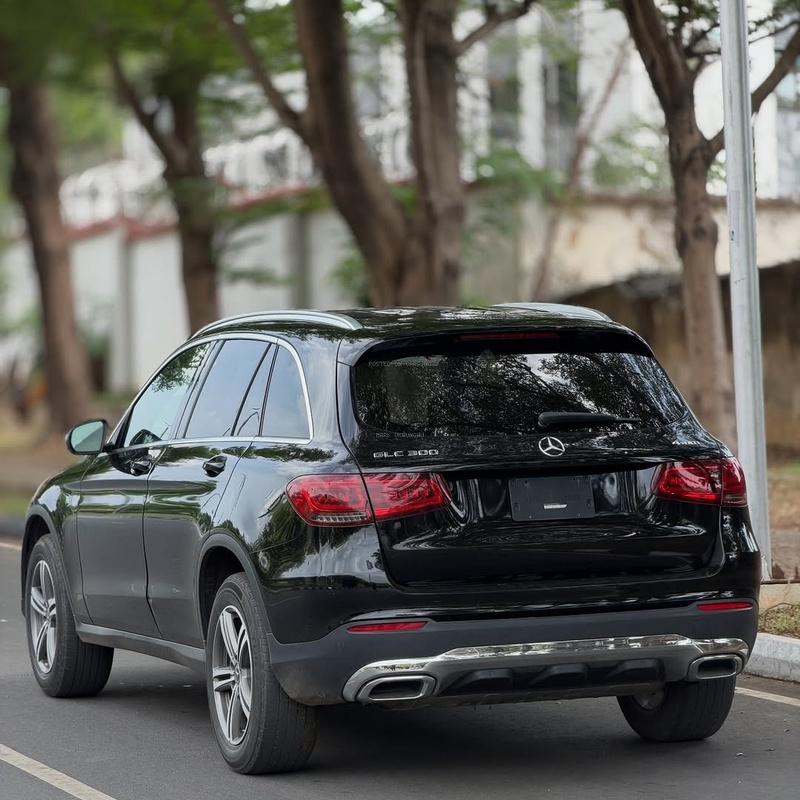 GLC300 Foreign Used  Sharp Body, Smooth Engine, For Sale in Abuja image