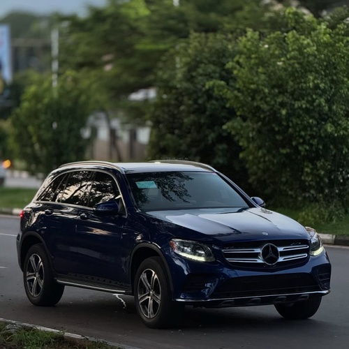 2019 MERCEDES-BENZ GLC300 – FOREIGN USED | EXECUTIVE LUXURY SUV