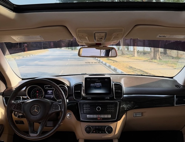 Extremely Super Clean Mercedes Benz GLE350 2016 for Sale In Abuja