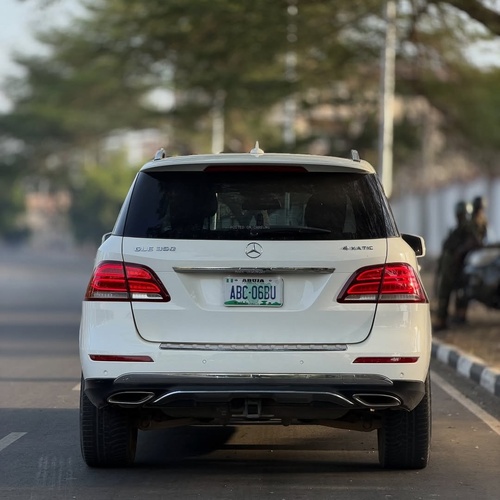Extremely Super Clean Mercedes Benz GLE350 2017 for Sale In Lagos