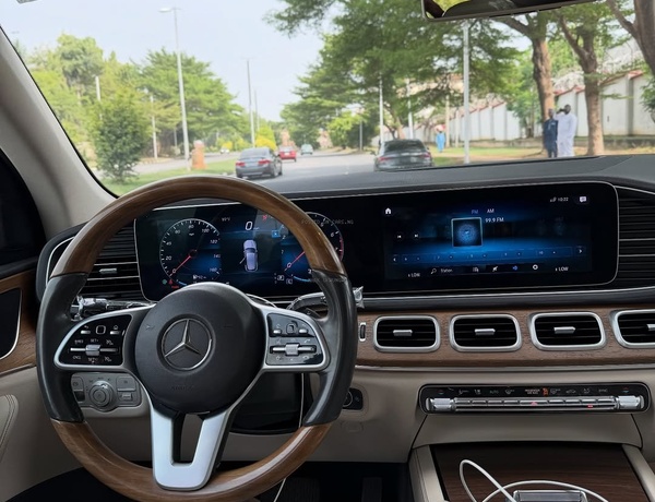 2020 MERCEDES-BENZ GLE350 – FOREIGN USED | LUXURY EXECUTIVE SUV
