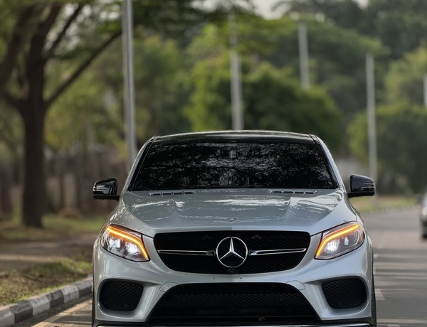 Mercedes Benz GLE450 Coupe 2016– Sporty, Stylish & Powerful