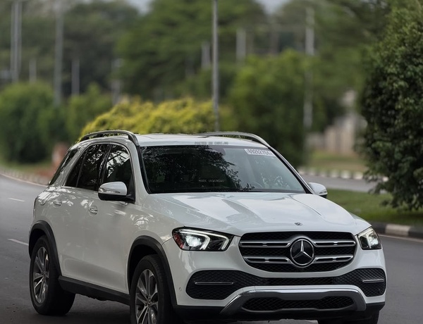 Mercedes-Benz GLE350 (2022) – Foreign Used Sharp Body, Smooth Engine