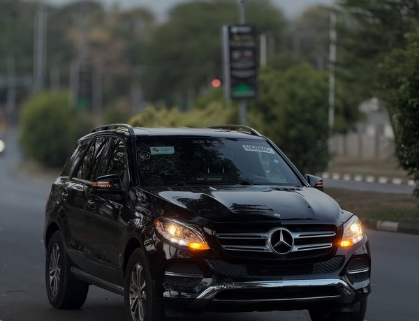 Foreign Used Mercedes Benz GLE350 2016 model for Abuja
