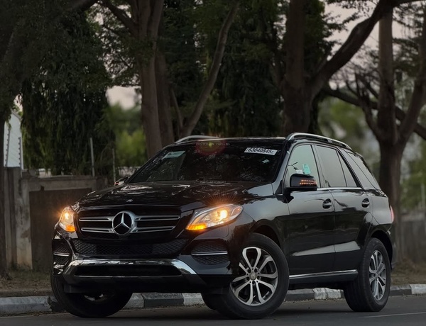Foreign Used Mercedes Benz GLE350 2016 model for Abuja