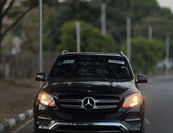 Foreign Used Mercedes Benz GLE350 2016 model for Abuja