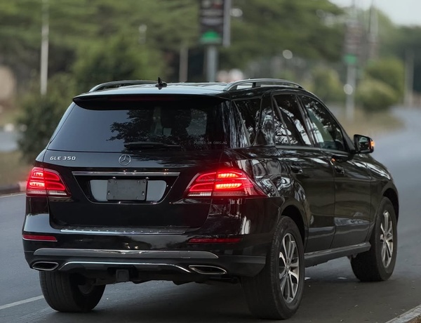 Foreign Used Mercedes Benz GLE350 2016 model for Abuja