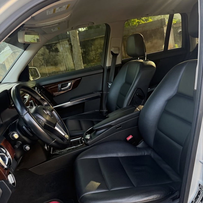 2013 MERCEDES-BENZ GLK350 – FOREIGN USED | LUXURY COMPACT SUV image