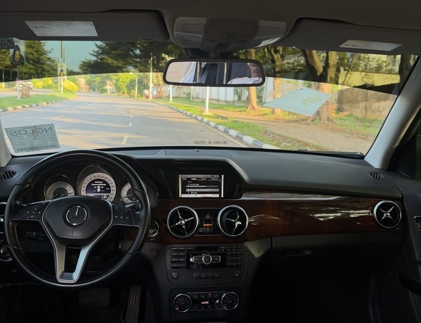 2013 MERCEDES-BENZ GLK350 – FOREIGN USED | LUXURY COMPACT SUV