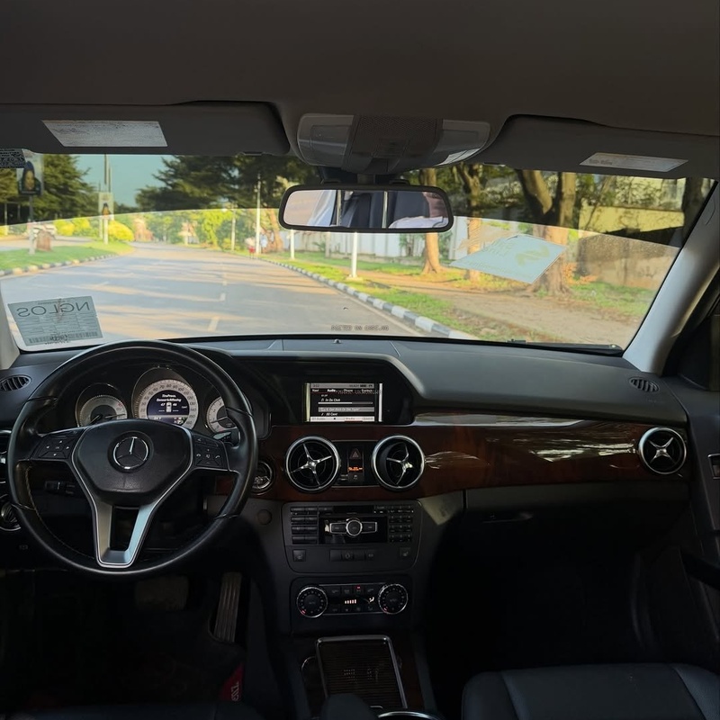 2013 MERCEDES-BENZ GLK350 – FOREIGN USED | LUXURY COMPACT SUV image