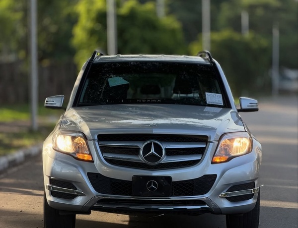 2013 MERCEDES-BENZ GLK350 – FOREIGN USED | LUXURY COMPACT SUV