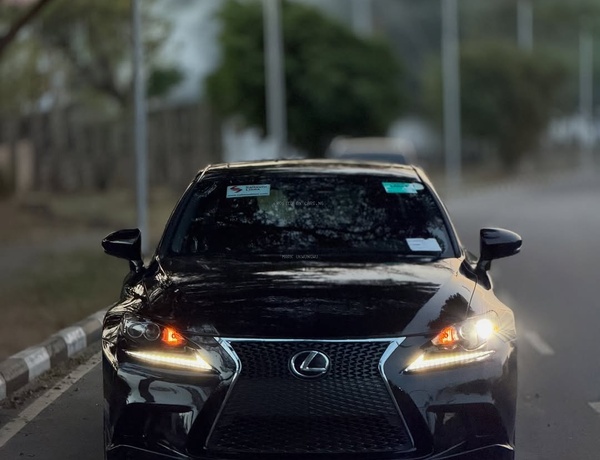 Foreign Used Lexus IS250 Fsport 2016 for Sale In Abuja