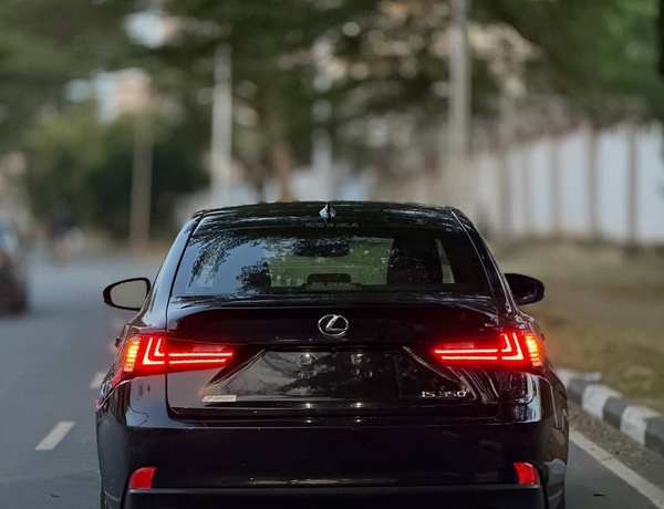 Foreign Used Lexus IS250 Fsport 2016 for Sale In Abuja
