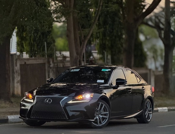 Foreign Used Lexus IS250 Fsport 2016 for Sale In Abuja