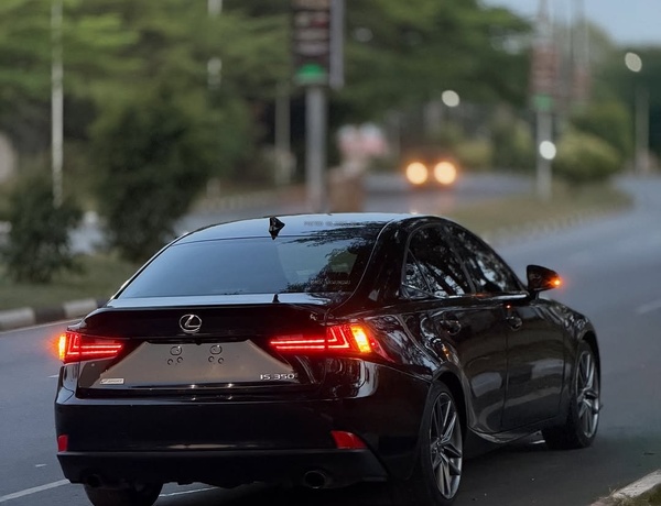 Foreign Used Lexus IS250 Fsport 2016 for Sale In Abuja